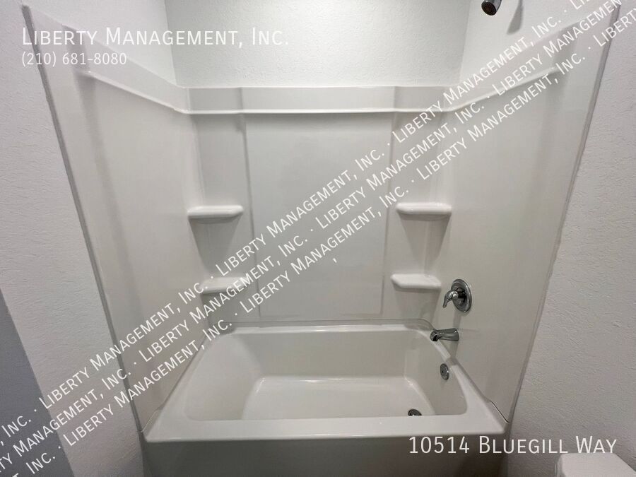 4 Bed, 2 Bath Single Story Home in Smiley Ranch property image