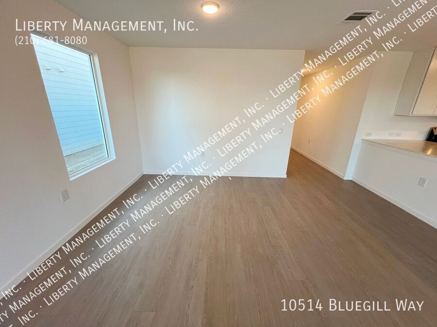 4 Bed, 2 Bath Single Story Home in Smiley Ranch property image