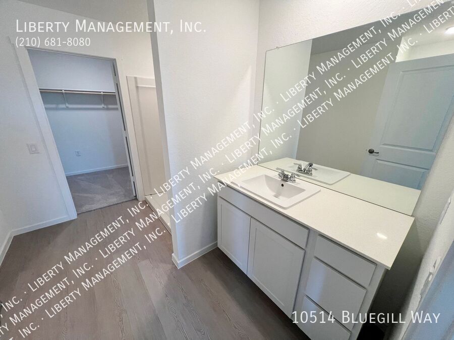 4 Bed, 2 Bath Single Story Home in Smiley Ranch property image