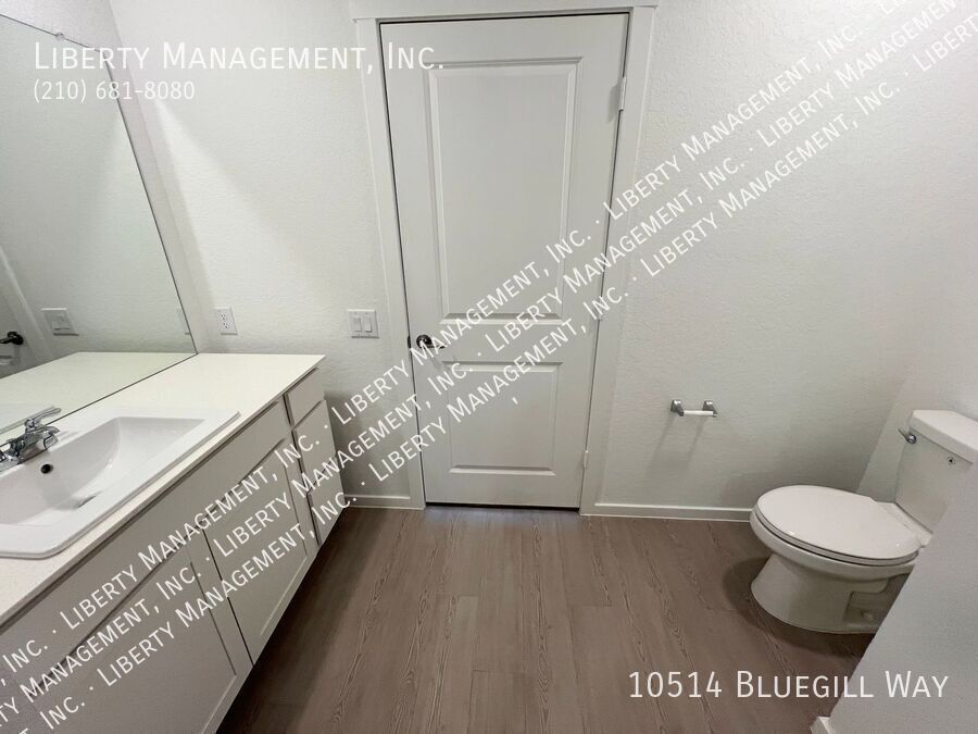 4 Bed, 2 Bath Single Story Home in Smiley Ranch property image