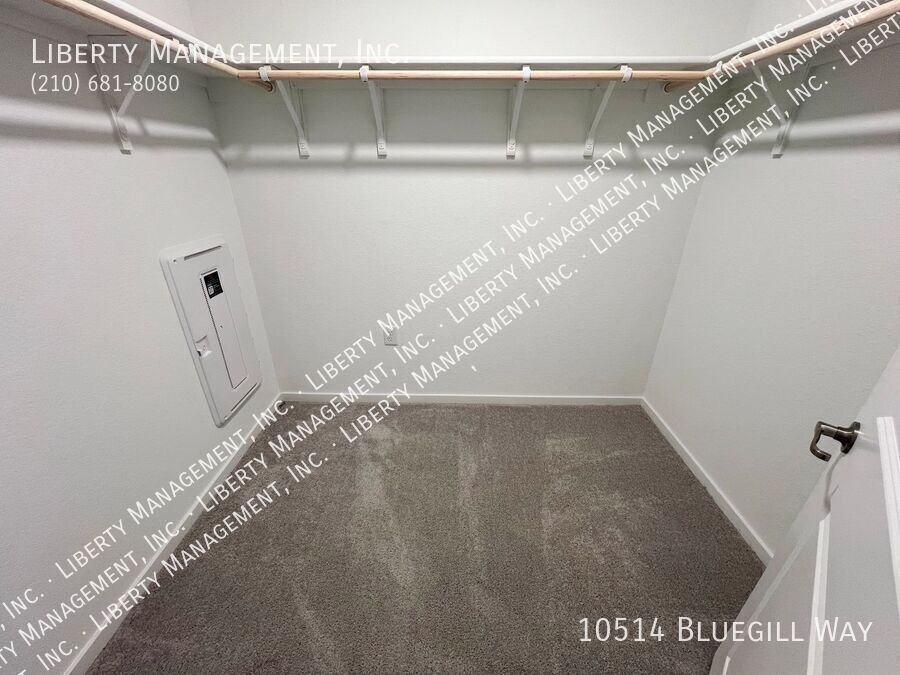 4 Bed, 2 Bath Single Story Home in Smiley Ranch property image