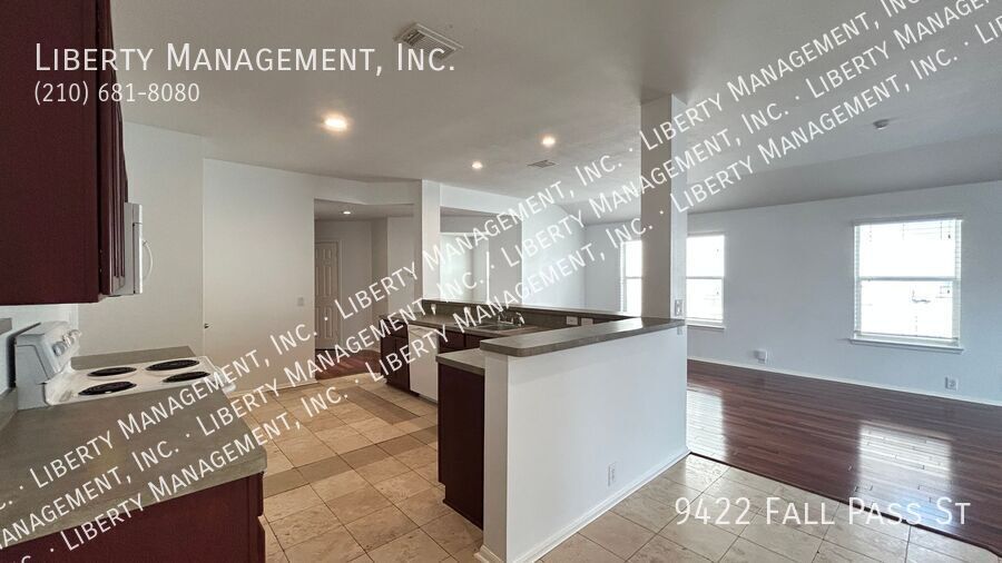 3 Bedroom, 2.5 Bath Home with a Study near SeaWorld property image