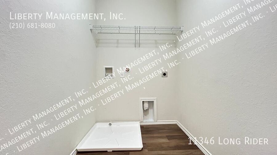 4 Bedroom, 2.5 Bath Home in Davis Ranch property image