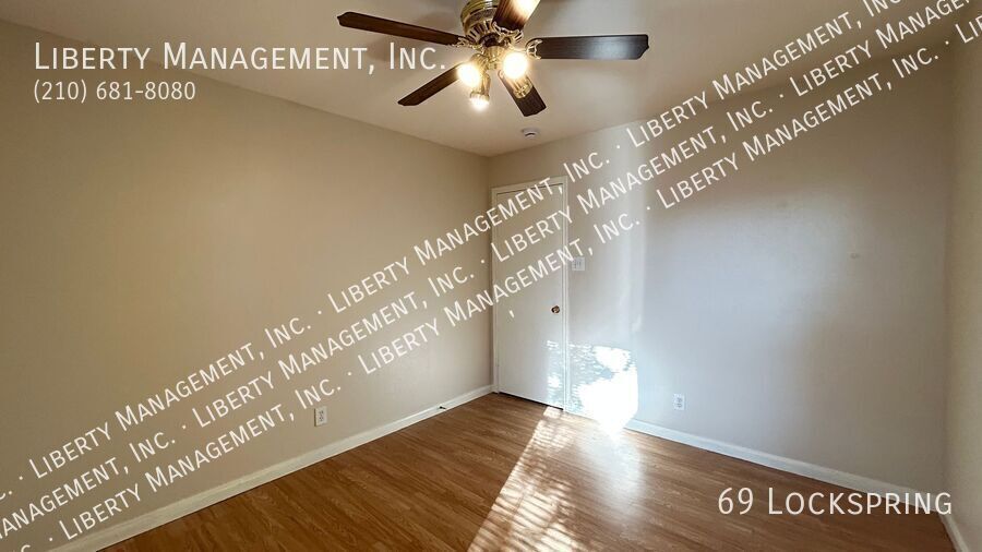 Fantastic 4 Bedroom, 2.5 Bath Home in a Gated Community property image