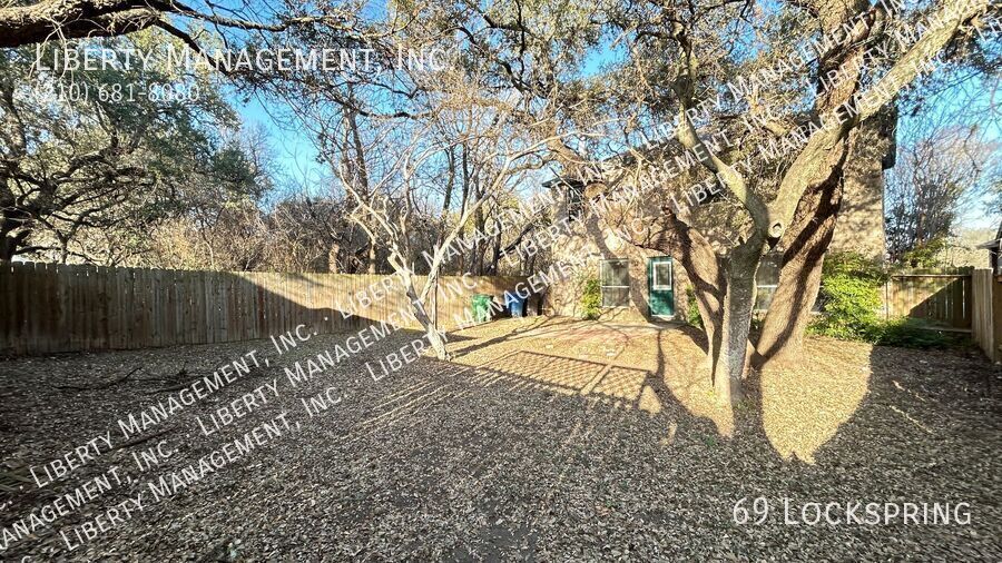 Fantastic 4 Bedroom, 2.5 Bath Home in a Gated Community property image