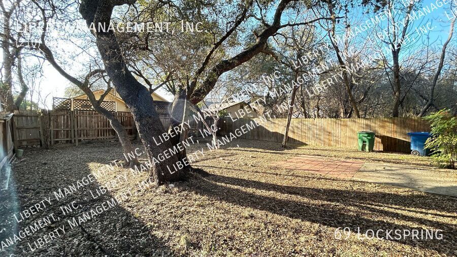 Fantastic 4 Bedroom, 2.5 Bath Home in a Gated Community property image