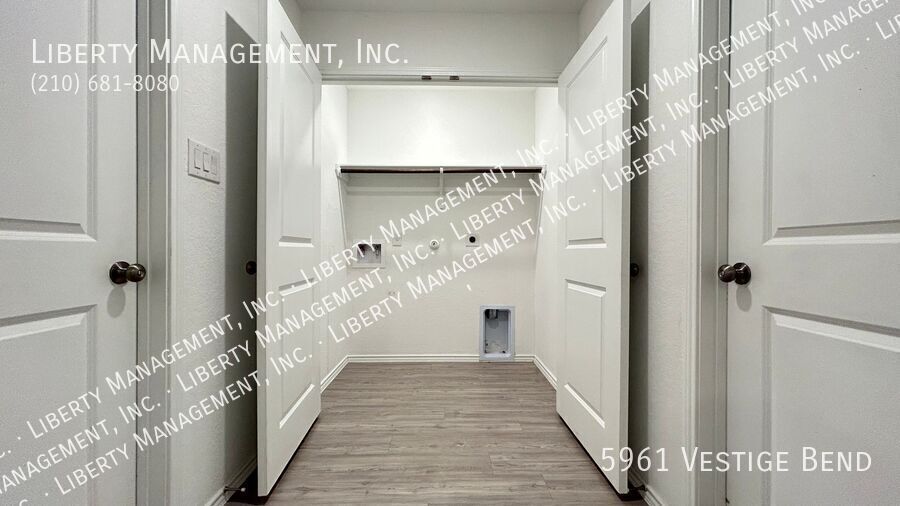 4 Bedroom, 2 Bath Home in Hidden Trails property image