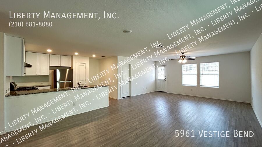 4 Bedroom, 2 Bath Home in Hidden Trails property image