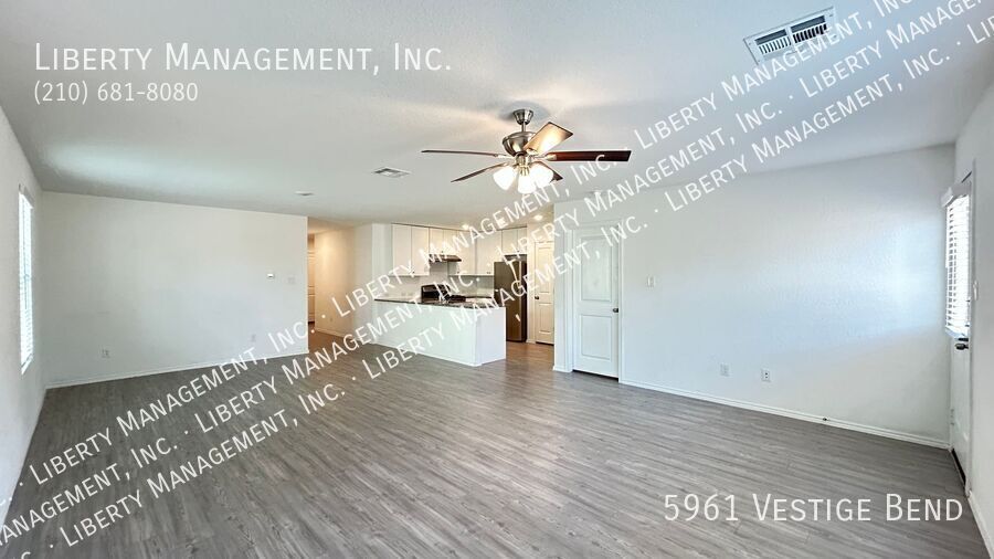 4 Bedroom, 2 Bath Home in Hidden Trails property image