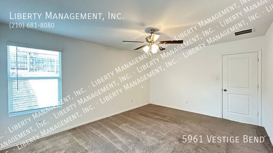 4 Bedroom, 2 Bath Home in Hidden Trails property image