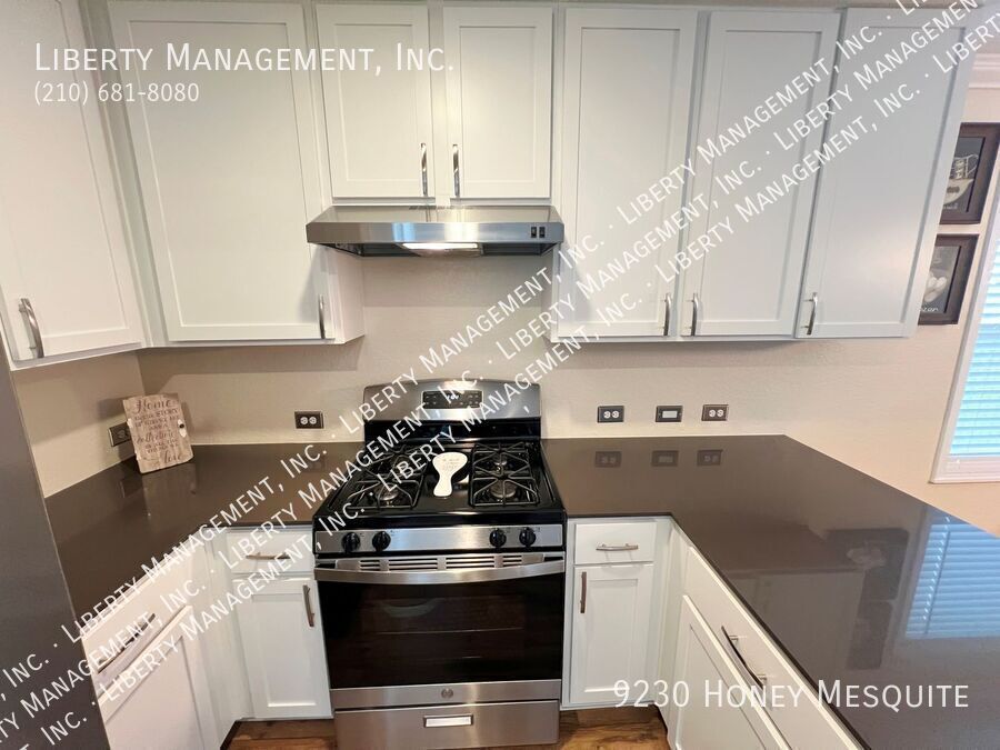 Upgraded 4 Bed, 2.5 Bath Home in Navarro Ranch property image