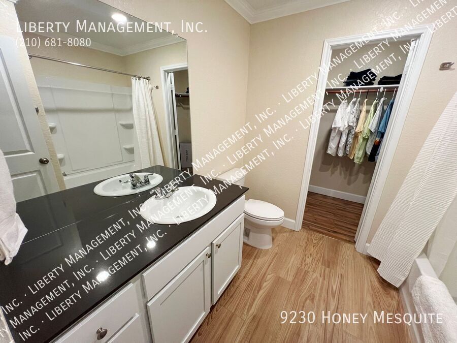 Upgraded 4 Bed, 2.5 Bath Home in Navarro Ranch property image