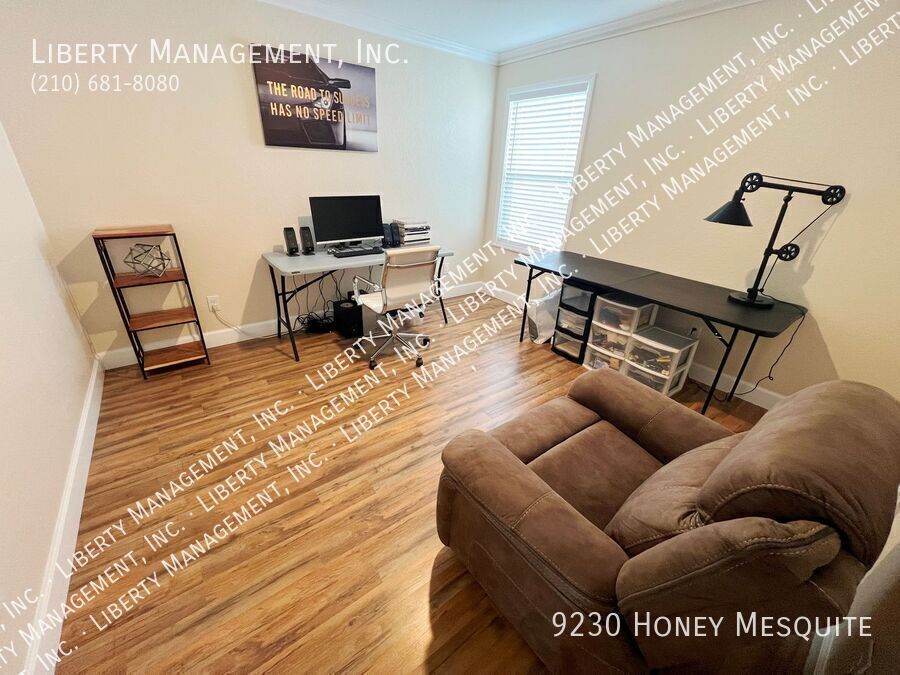 Upgraded 4 Bed, 2.5 Bath Home in Navarro Ranch property image