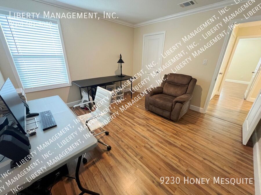 Upgraded 4 Bed, 2.5 Bath Home in Navarro Ranch property image