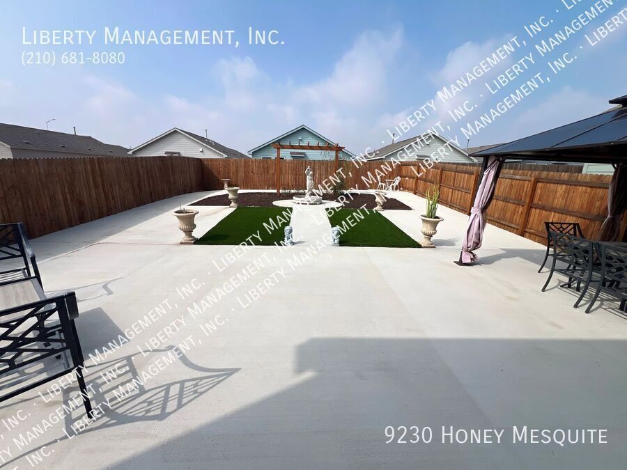 Upgraded 4 Bed, 2.5 Bath Home in Navarro Ranch property image