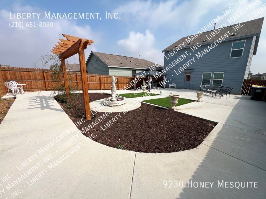 Upgraded 4 Bed, 2.5 Bath Home in Navarro Ranch property image