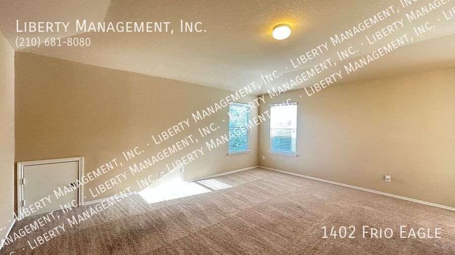 Gorgeous 4 Bedroom, 2.5 Bath Home property image