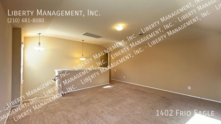 Gorgeous 4 Bedroom, 2.5 Bath Home property image