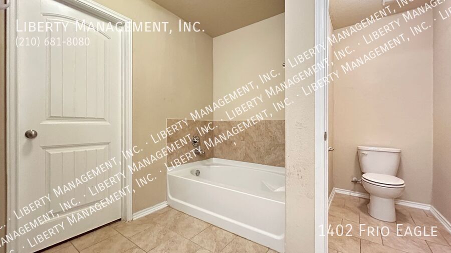 Gorgeous 4 Bedroom, 2.5 Bath Home property image