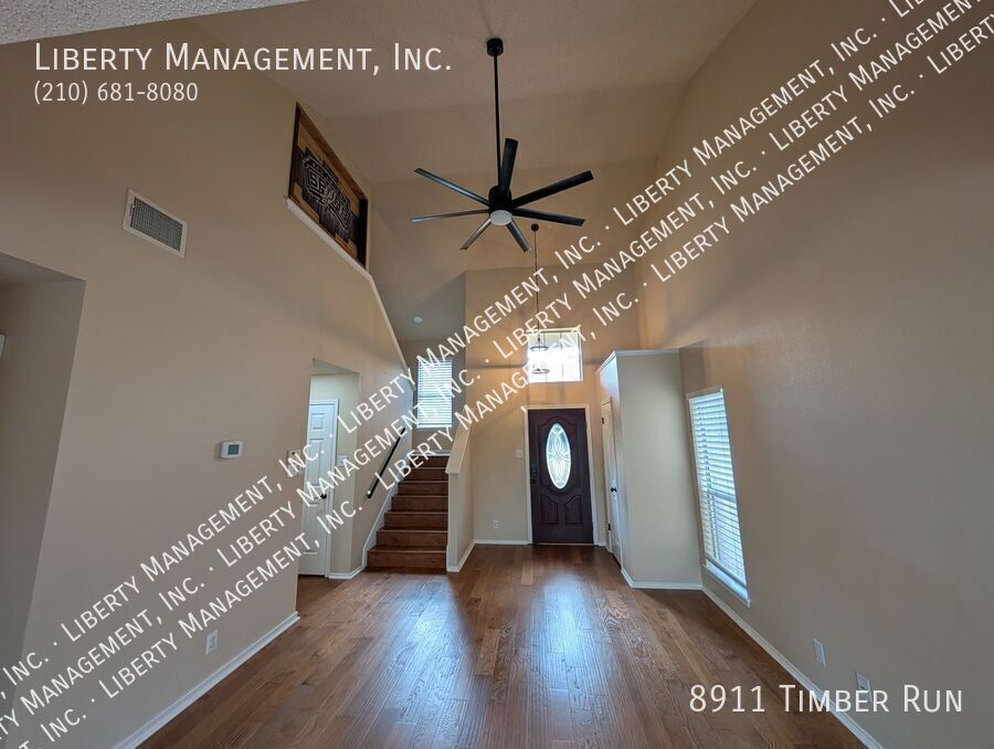 Gorgeous Unique home on a Cul De Sac property image