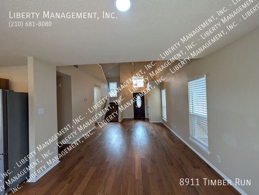 Gorgeous Unique home on a Cul De Sac property image