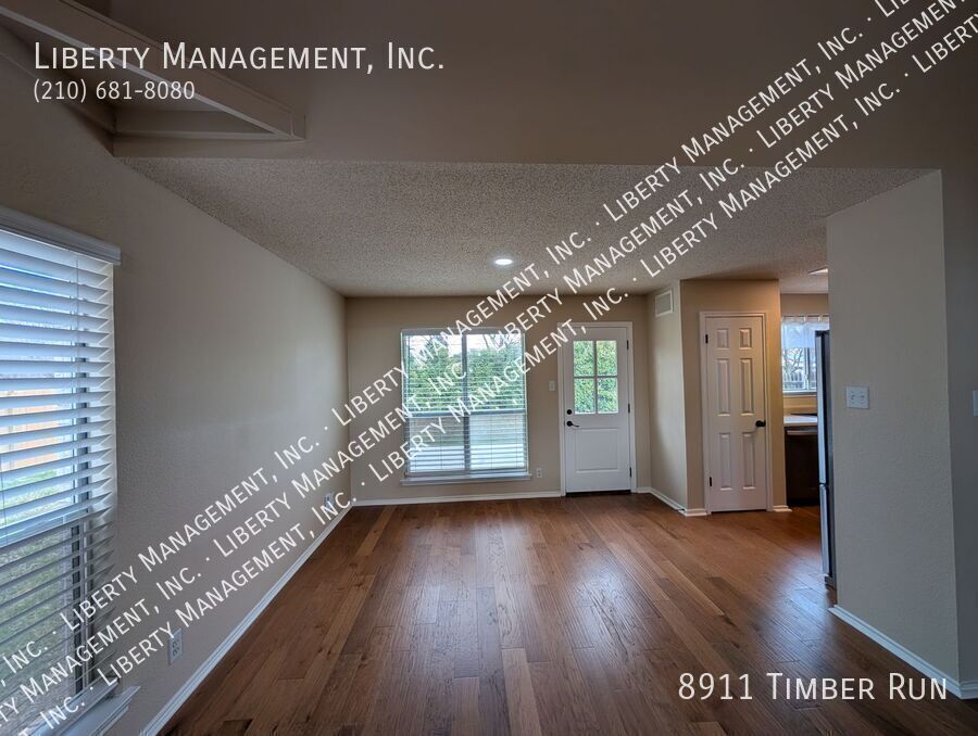 Gorgeous Unique home on a Cul De Sac property image