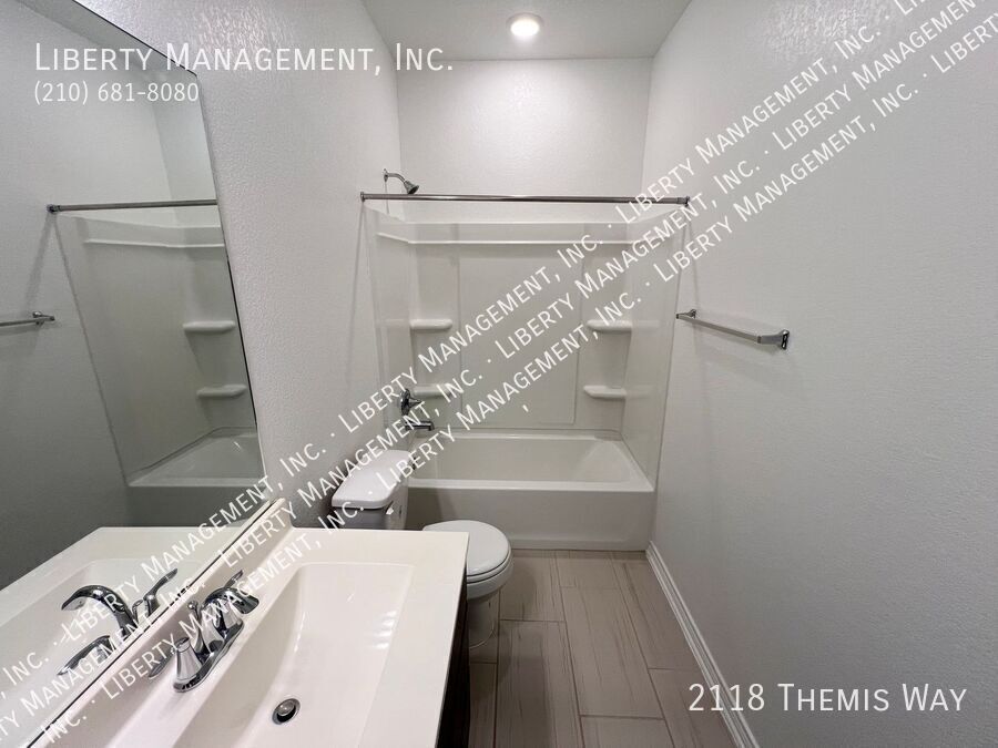 Single story 3 Bed, 2.5 Bath Home property image