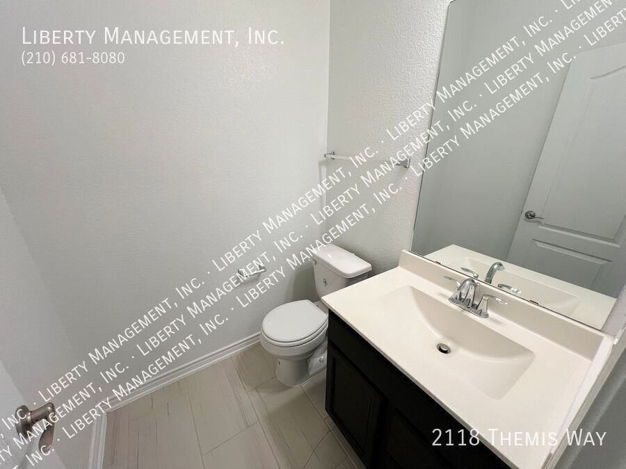 Single story 3 Bed, 2.5 Bath Home property image