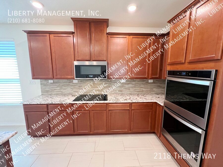 Single story 3 Bed, 2.5 Bath Home property image