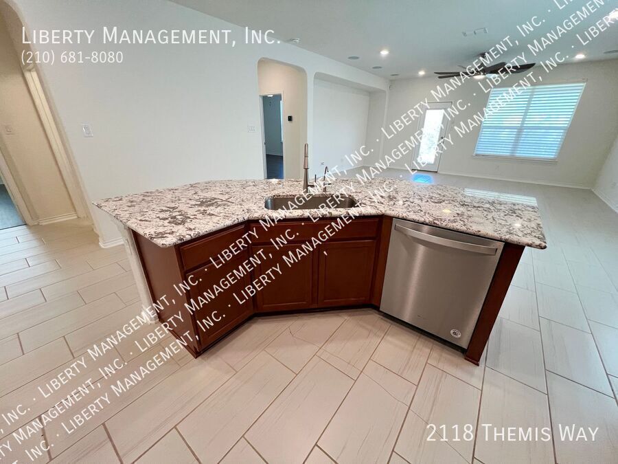 Single story 3 Bed, 2.5 Bath Home property image