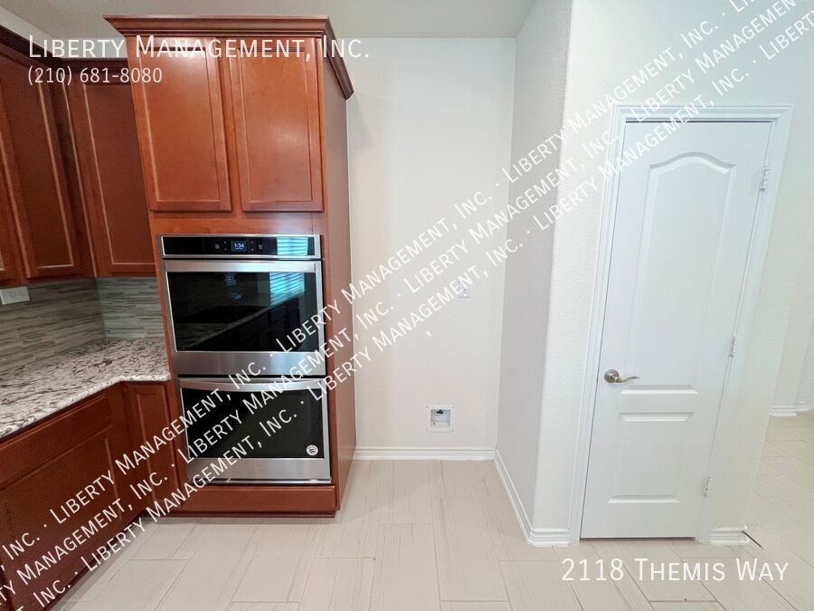 Single story 3 Bed, 2.5 Bath Home property image