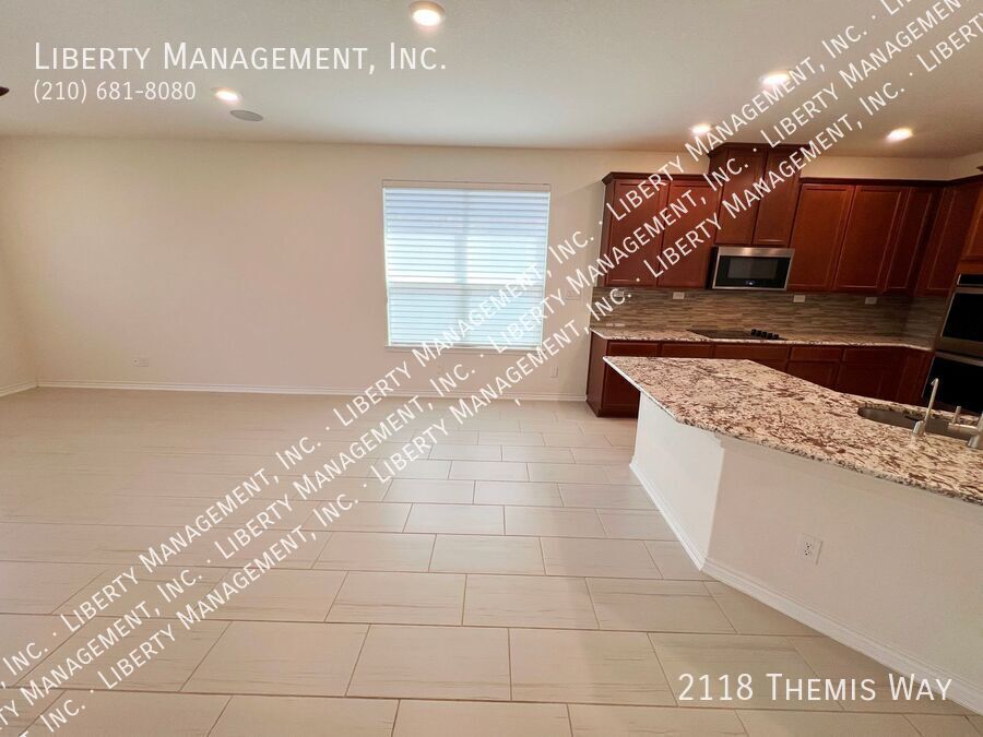 Single story 3 Bed, 2.5 Bath Home property image