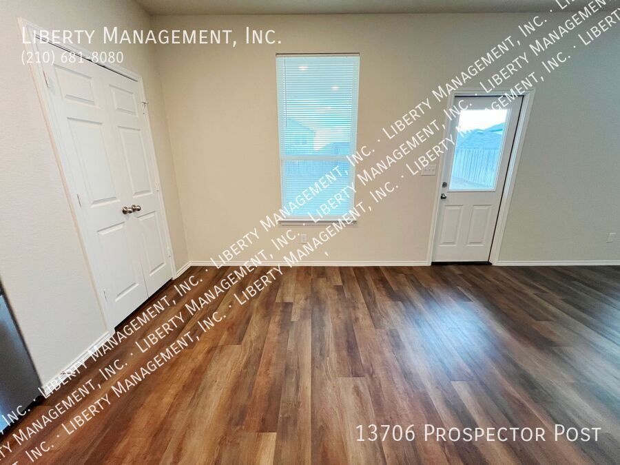 Beautiful 4 Bedroom, 3 Bath Home property image