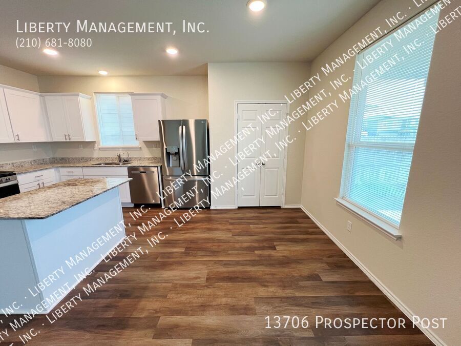 Beautiful 4 Bedroom, 3 Bath Home property image