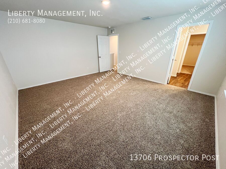 Beautiful 4 Bedroom, 3 Bath Home property image