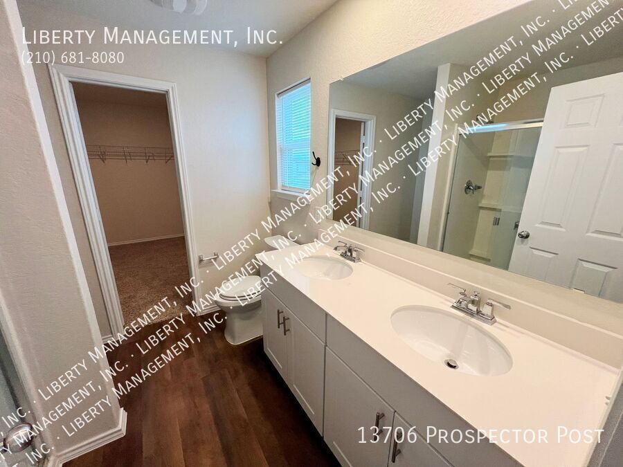 Beautiful 4 Bedroom, 3 Bath Home property image