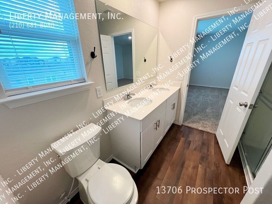 Beautiful 4 Bedroom, 3 Bath Home property image