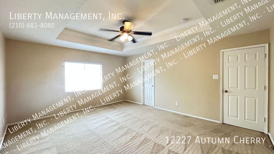 Spacious Two Story home in Silver Oaks property image