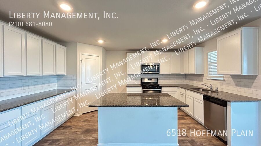 3 Bed 2.5 Bath Home in Whisper Falls property image