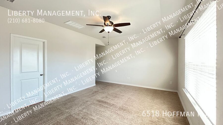 3 Bed 2.5 Bath Home in Whisper Falls property image