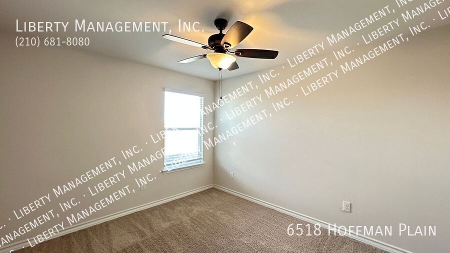 3 Bed 2.5 Bath Home in Whisper Falls property image