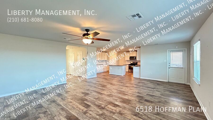 3 Bed 2.5 Bath Home in Whisper Falls property image