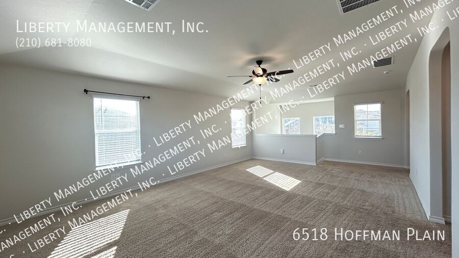 3 Bed 2.5 Bath Home in Whisper Falls property image