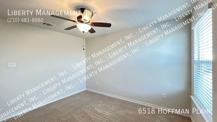 3 Bed 2.5 Bath Home in Whisper Falls property image