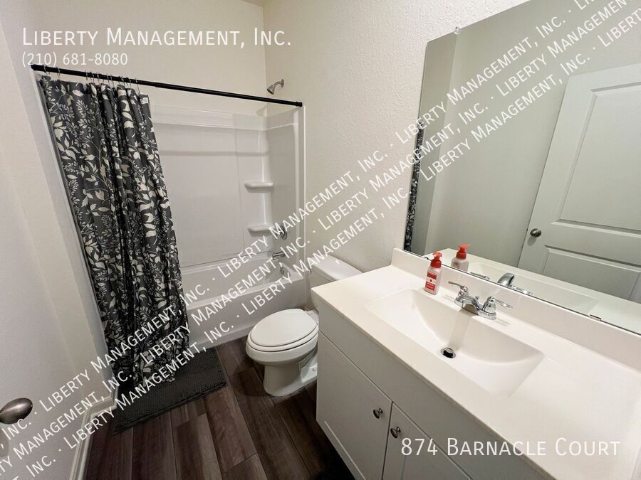 4 Bedroom, 3 Bath Home property image