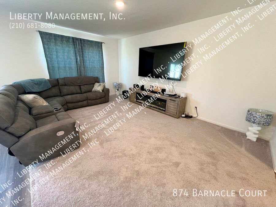 4 Bedroom, 3 Bath Home property image