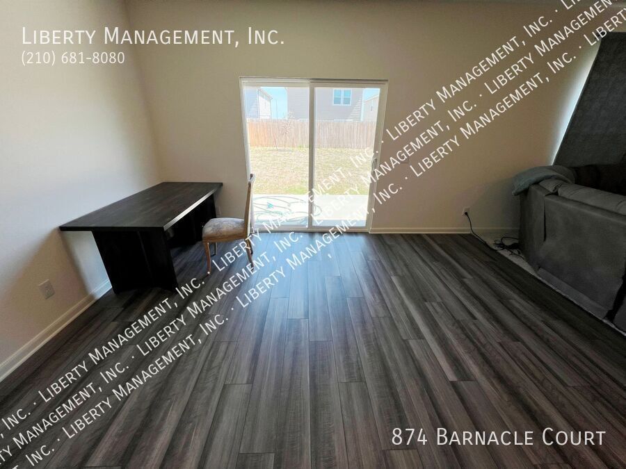 4 Bedroom, 3 Bath Home property image