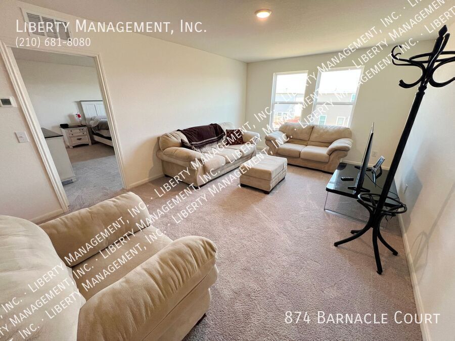 4 Bedroom, 3 Bath Home property image