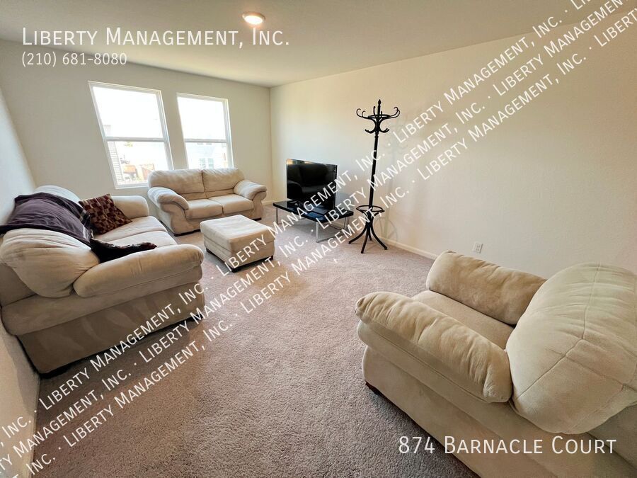 4 Bedroom, 3 Bath Home property image