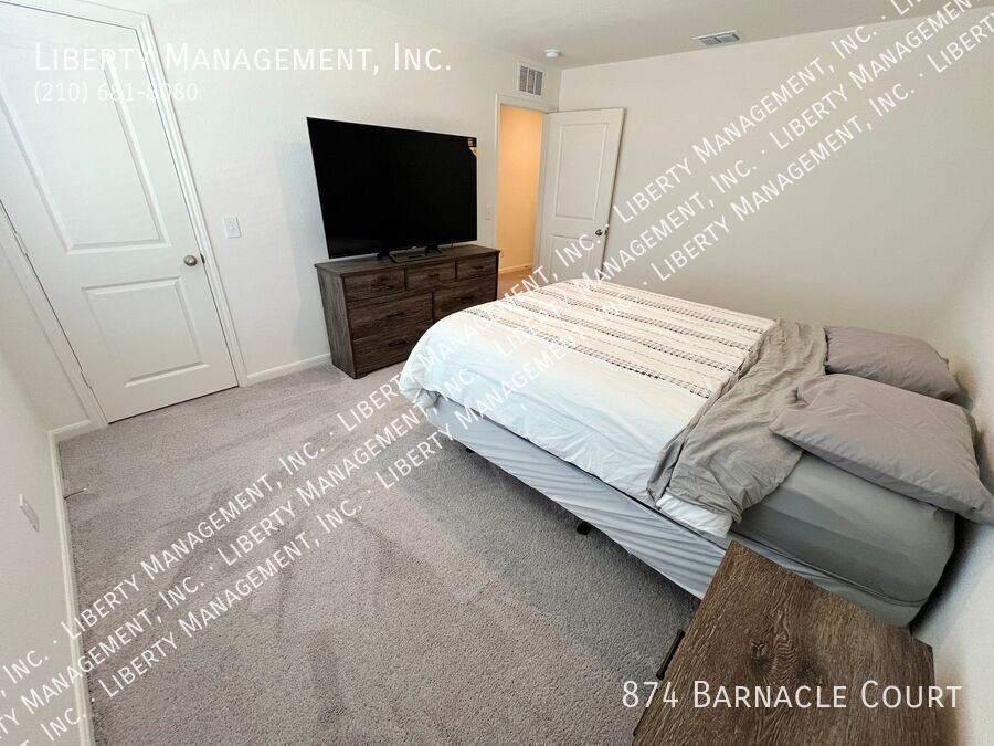 4 Bedroom, 3 Bath Home property image